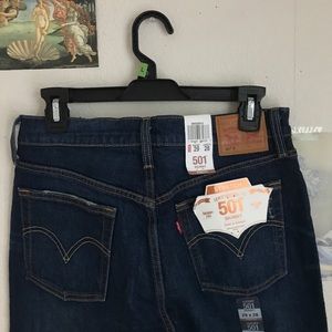 Dark wash high waisted button fly Levi’s 501
